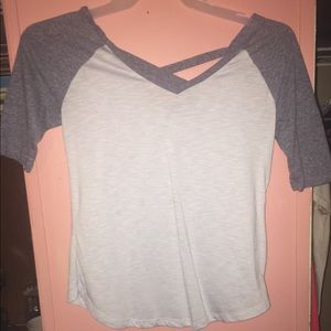 Crossed back, mid sleeve top